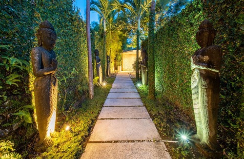 Umalas Villa | Joglo Villa | Private Garden | Poolside Breakfast
