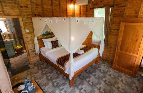 Melayang House | Jungle Breeze Hideout