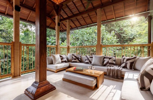 Petulu Villa | Jungle Villa, Brand New, Unique Art Design, Pool