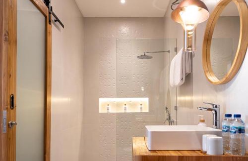 Pecatu Hotel | Kaylora Villa by Tanya Pink