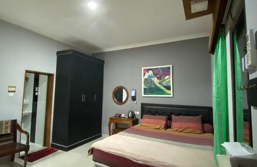Wirobrajan House | Kedyla Homestay Syariah