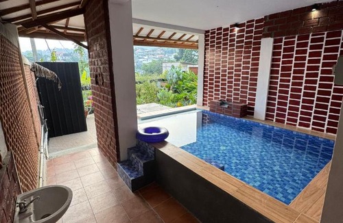 Bandung Villa | Kirana Guesthouse Bandung