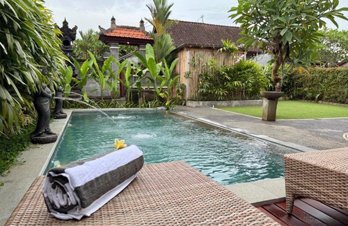 Kemenuh House | Kojong House by Lefanna