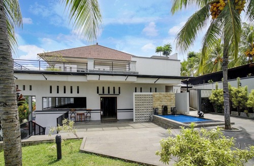 Bandar Lampung House | Kuraya Twin Balcony Suite