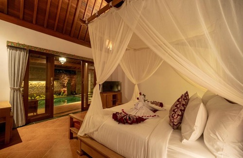 Kedewatan Villa | Lakshmi D Ubud Villa