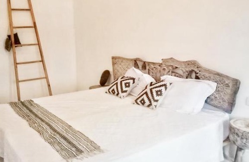 West Sumba Bed & Breakfast | lambo b&b