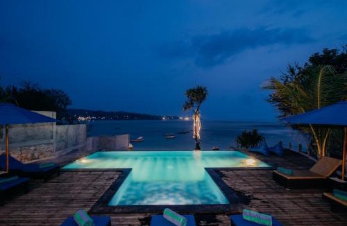 Mushroom Bay Cabin | Lebaoh Nusa Cottage