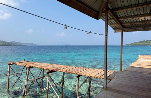 Batudaka Island House | Li An Family homestay