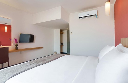 Chinatown Hotel | LIFE Hotel Glodok Plaza Jakarta