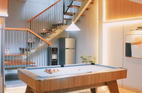 Padalarang Villa | Liorasuite 4 BR with Jacuzzi Billiard Pingpong in KBP