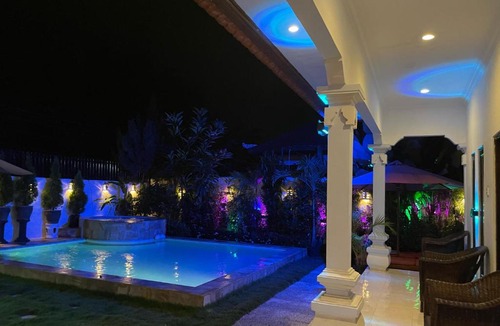 Lovina House | Lovina Pool The Sun
