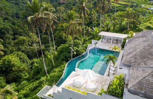 Pejeng Kawan Villa | Luxury 4BR Ubud 2 Infinity Pools Sacred Jungle