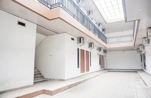 Bandar Lampung House | Luxury Deluxe DBL Retreat W/Free WiFi and Parking