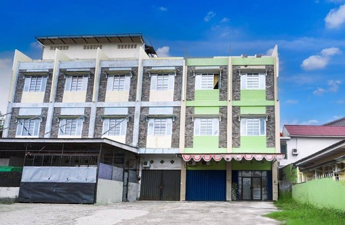 Sukarami House | Luxury Deluxe DBL Retreat W/Free WiFi and Parking