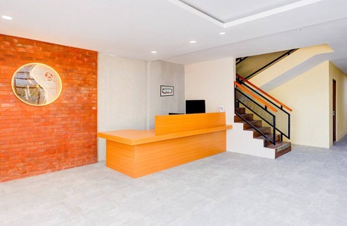 Lubuk Baja House | Luxury Deluxe DBL Retreat W/Free WiFi and Parking