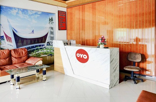 Padang House | Luxury Twin Comfort Stay with Parking Access