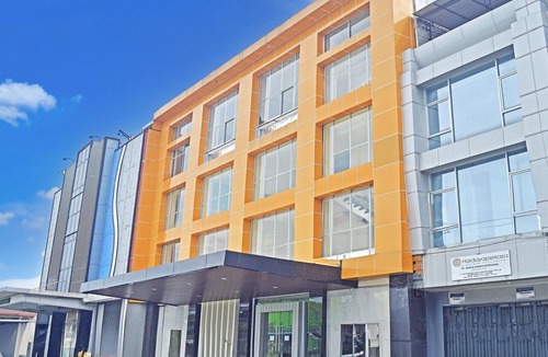 Balikpapan House | Luxury Twin Stay with Free WiFi and Parking