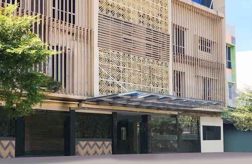 Palembang House | Luxury Twin Stay with Free WiFi and Parking