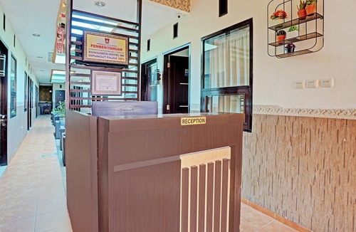 Padang House | Luxury Twin Stay with Free WiFi and Parking