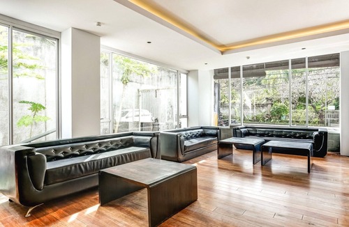 Legian City-Centre House | Luxury Twin Stay with Free WiFi and Parking