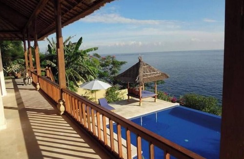 Amed Villa | Luxury Villa Celagi - large private 3-bedroom villa, infinity pool, ocean views.