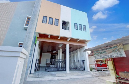 Condongcatur House | Maguwoharjo Deluxe Double Stay