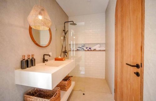Beraban Villa | Maison Coucou - Modern Minimalist 3BR Villa near Tanah Lot