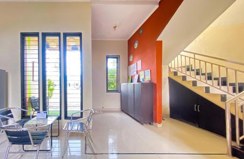 Cikarang Hotel | Megarich Syariah RedPartner Lippo Cikarang
