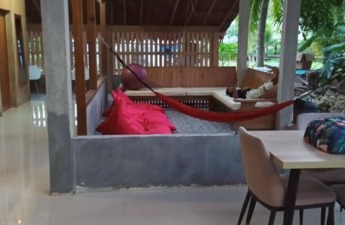 Sipura Island Hostel | Mentawai Bagus - Hostel
