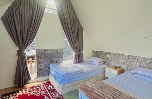 Dieng Kulon Ski Chalet | Mini Cabin Cemara