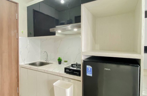 Kedungmanggu Apartment | Minimalist And Airy Studio Apartment At Royal Sentul Park