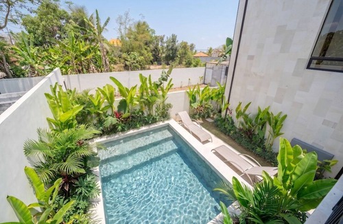 Ubud City-Centre Villa | Modern 2BR Villa in Ubud w Pool, Patio & Garden