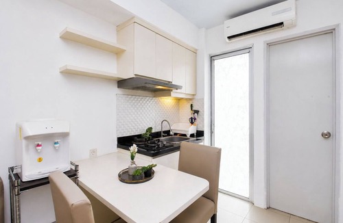 Jatinegara Apartment | Modern And Comfy 2Br At Apartment Bassura City Near Mall