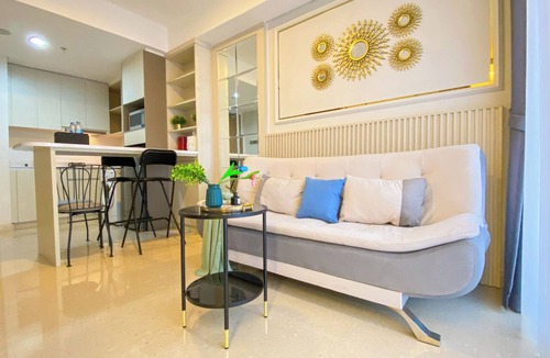 Pantai Indah Kapuk Apartment | Modern And Cozy Living 1Br At Gold Coast Apartment