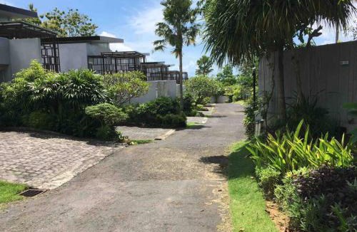 Kuta Selatan Villa | Modern Balinese Villa with Scenic View