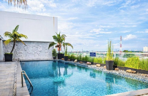 Siwalankerto Apartment | Modern Studio Near Petra Christian University At The Square Surabaya Apartment