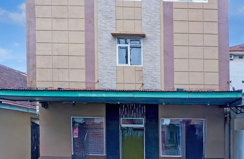 Palembang House | Modern Twin Suite Stay with Free WiFi and Parking