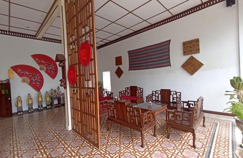 Banyumas Hotel | Mruyung Guest House Kota Lama Banyumas Mitra RedDoorz