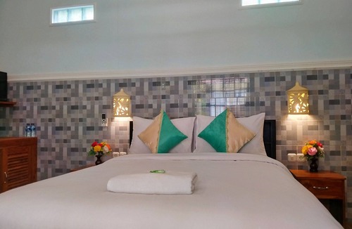 Bukti House | My Flowers Homestay