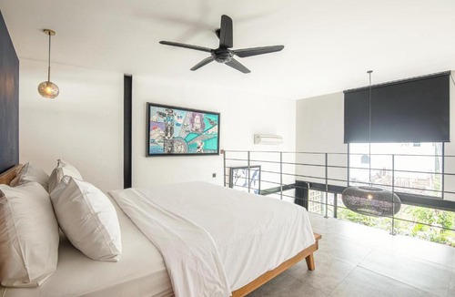 Munggu Hotel | New Duplex apartment 200m to Beach Canggu
