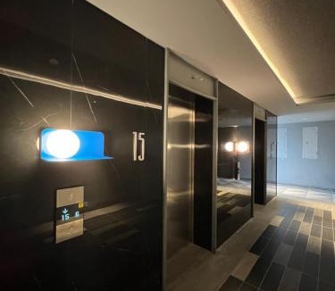 Pinang Apartment | Newly renovated apartement @ collins boulevard
