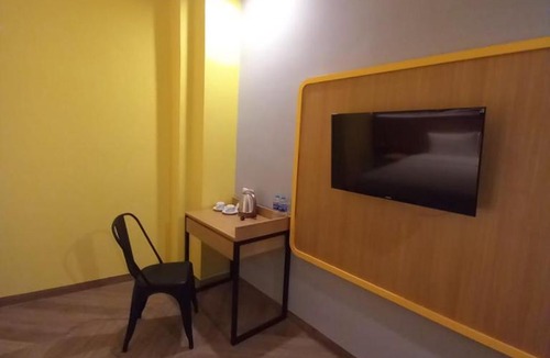 Semarang Hotel | Nite & Day Semarang - Candi