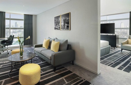 Menteng Hotel | Novotel Jakarta Cikini Hotel