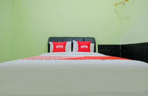 Tulungagung Hotel | Oyo 2508 Alba Suites Homestay