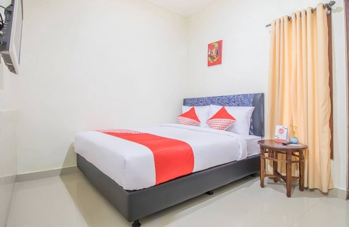 Pemecutan Kelod Hotel | OYO 2836 Sekar Sari Residence