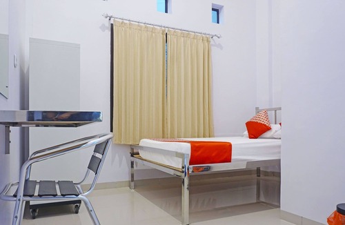 Makassar Hotel | OYO 3123 Orchid Homestay Syariah