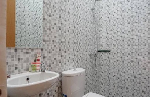 Sukarami Hotel | OYO 443 Hotel Barlian