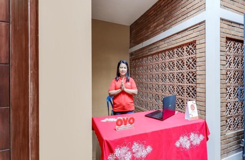 Condongcatur Hotel | OYO 90095 Indah Homestay Syariah