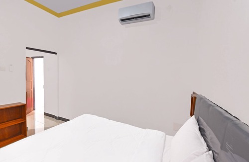 Gilimanuk Hotel | OYO 91192 Homestay Antara