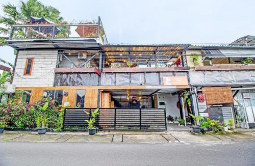 Sleman Hotel | OYO 92256 Sentosa Residence